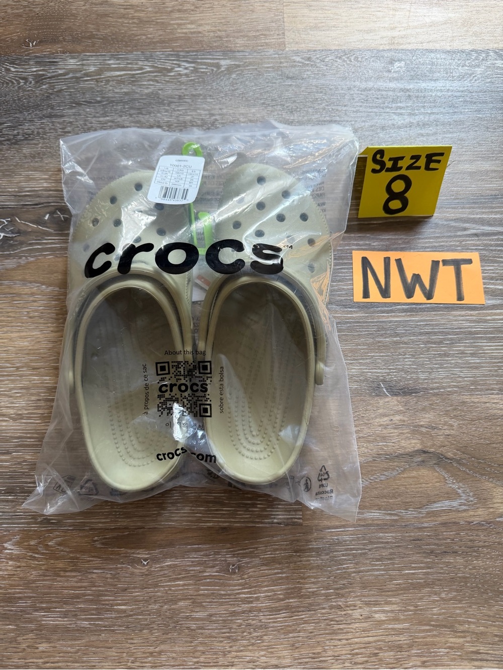 NWT CROCS Kids Classic Clog in Light Beige